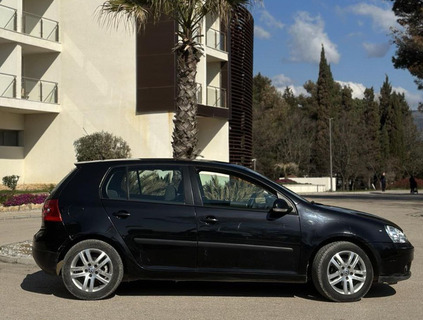 Elezovic Rent a Car Ulcinj